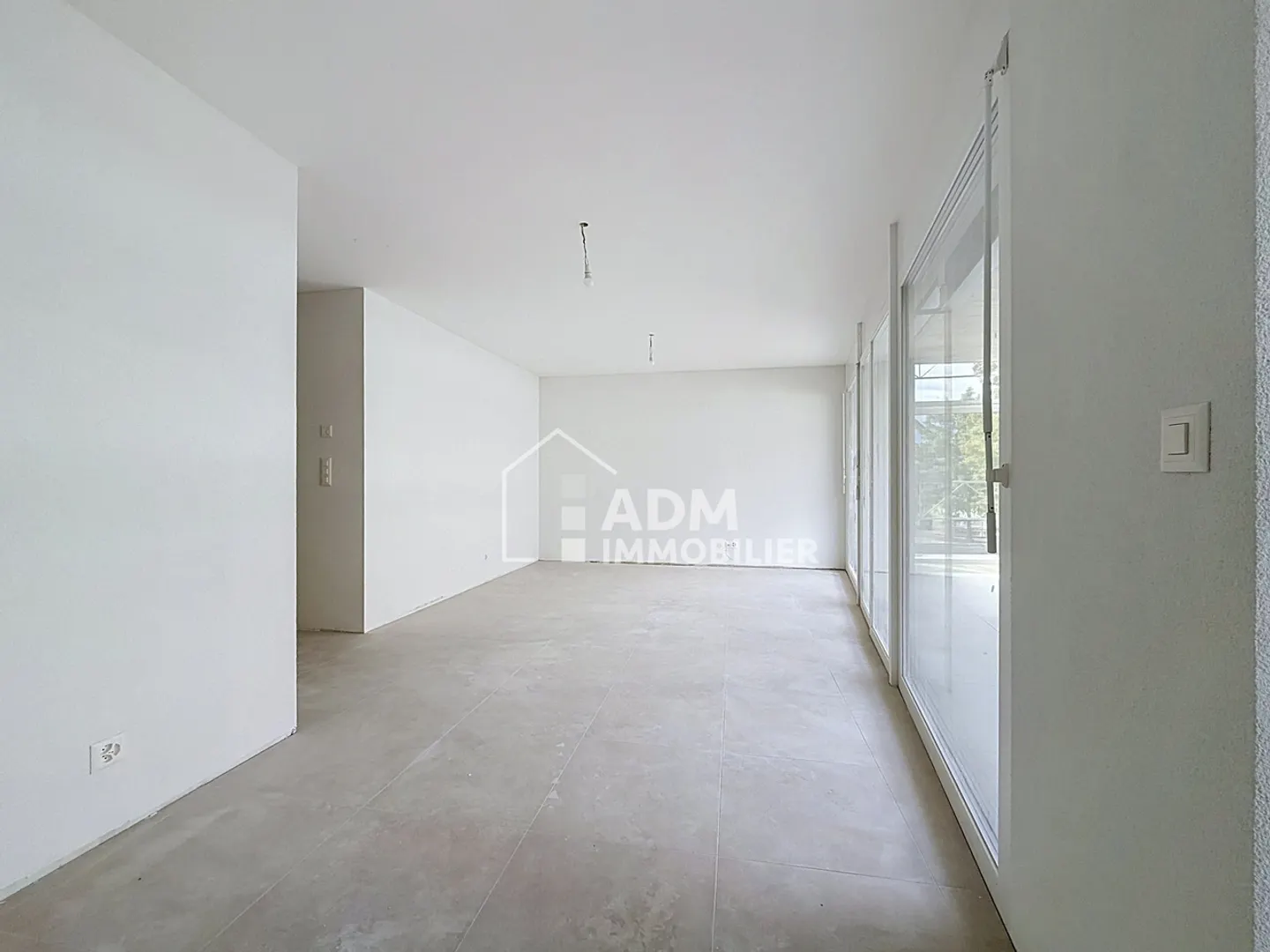 Modernes Apartment in Saxon - Foto 1 von 7