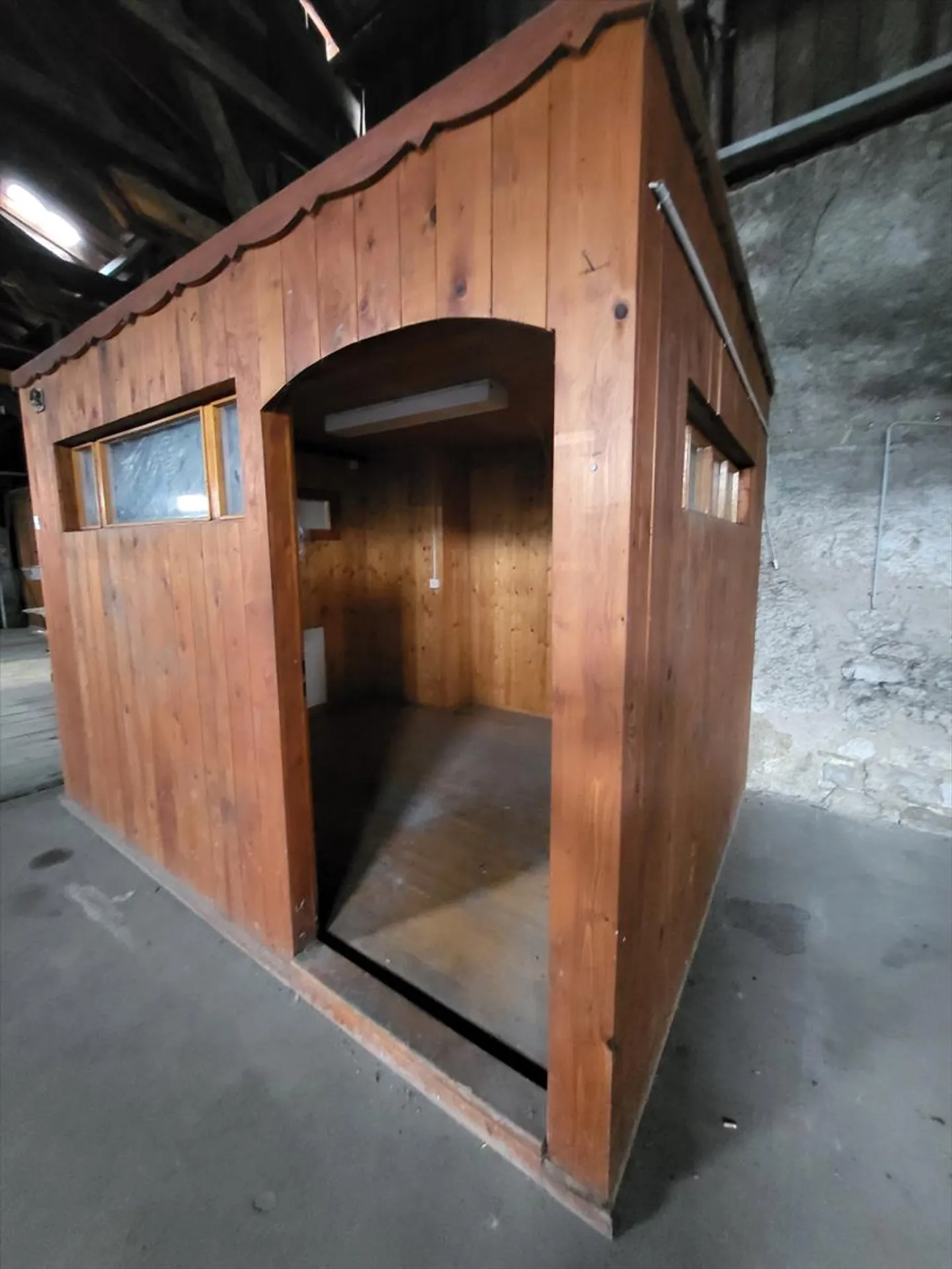 Deposit - Photo 4 of 7