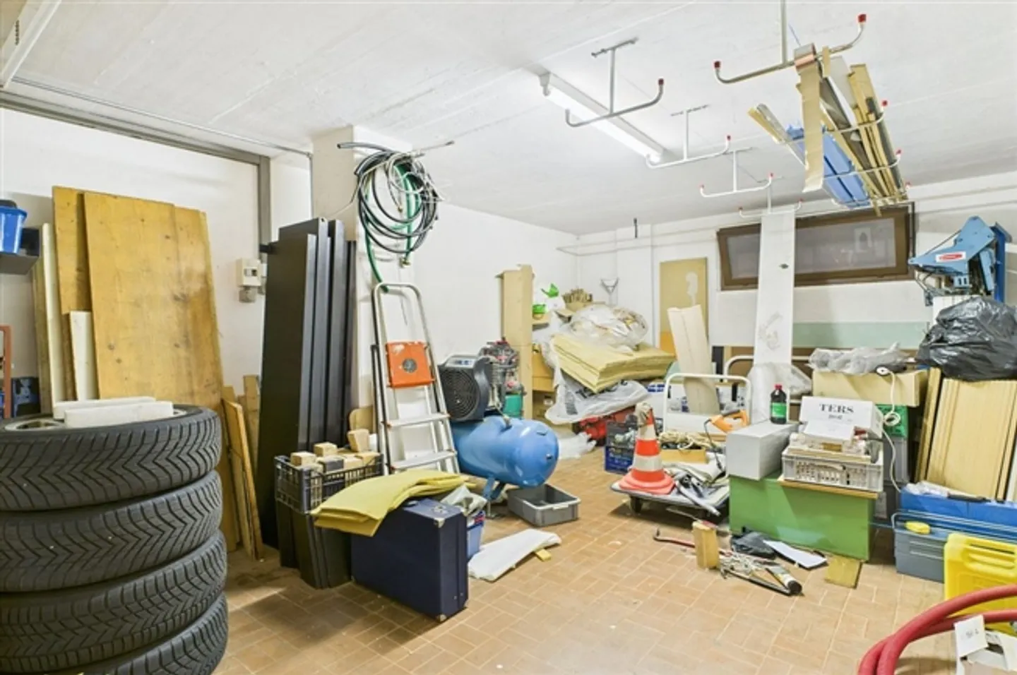 Lugano-Cassarate Commercial premises with great visibility for sale - Photo 12 of 12