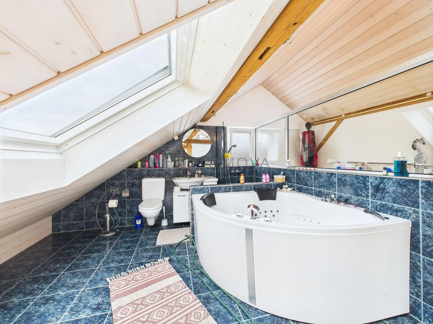 Section de maison généreuse rencontre rendement - Immeuble multifamilial avec atelier et 4,97 % de rendement brut - Photo 10 sur 13