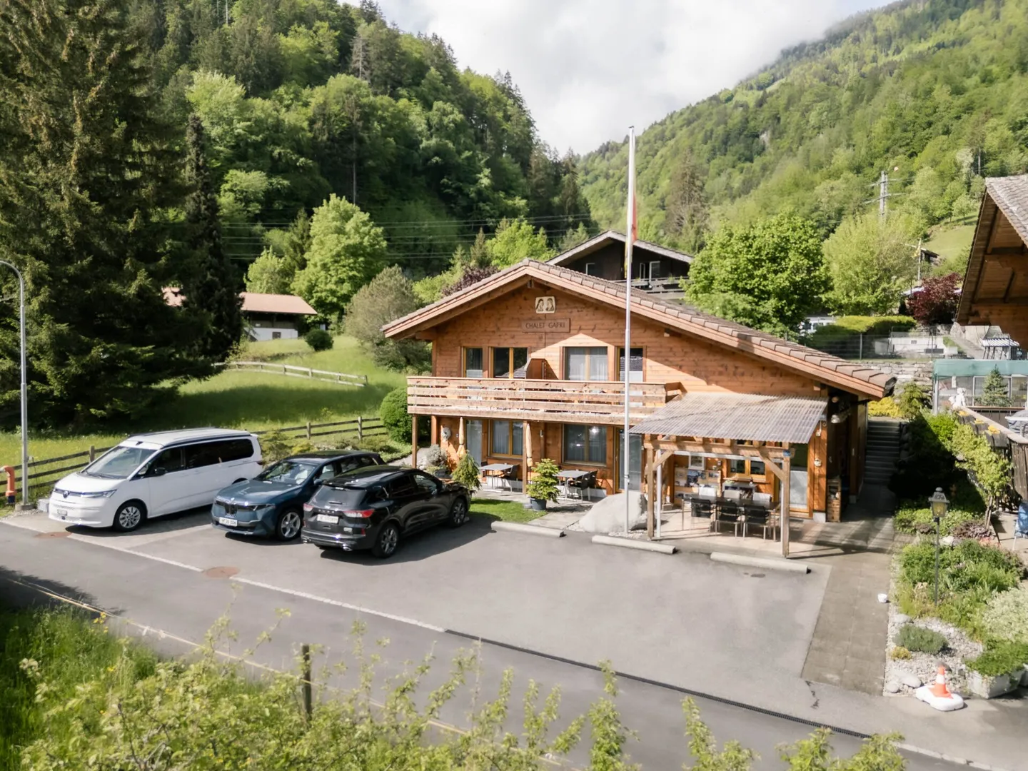 Chalet Gafri Bed and Breakfast - Photo 1 sur 13