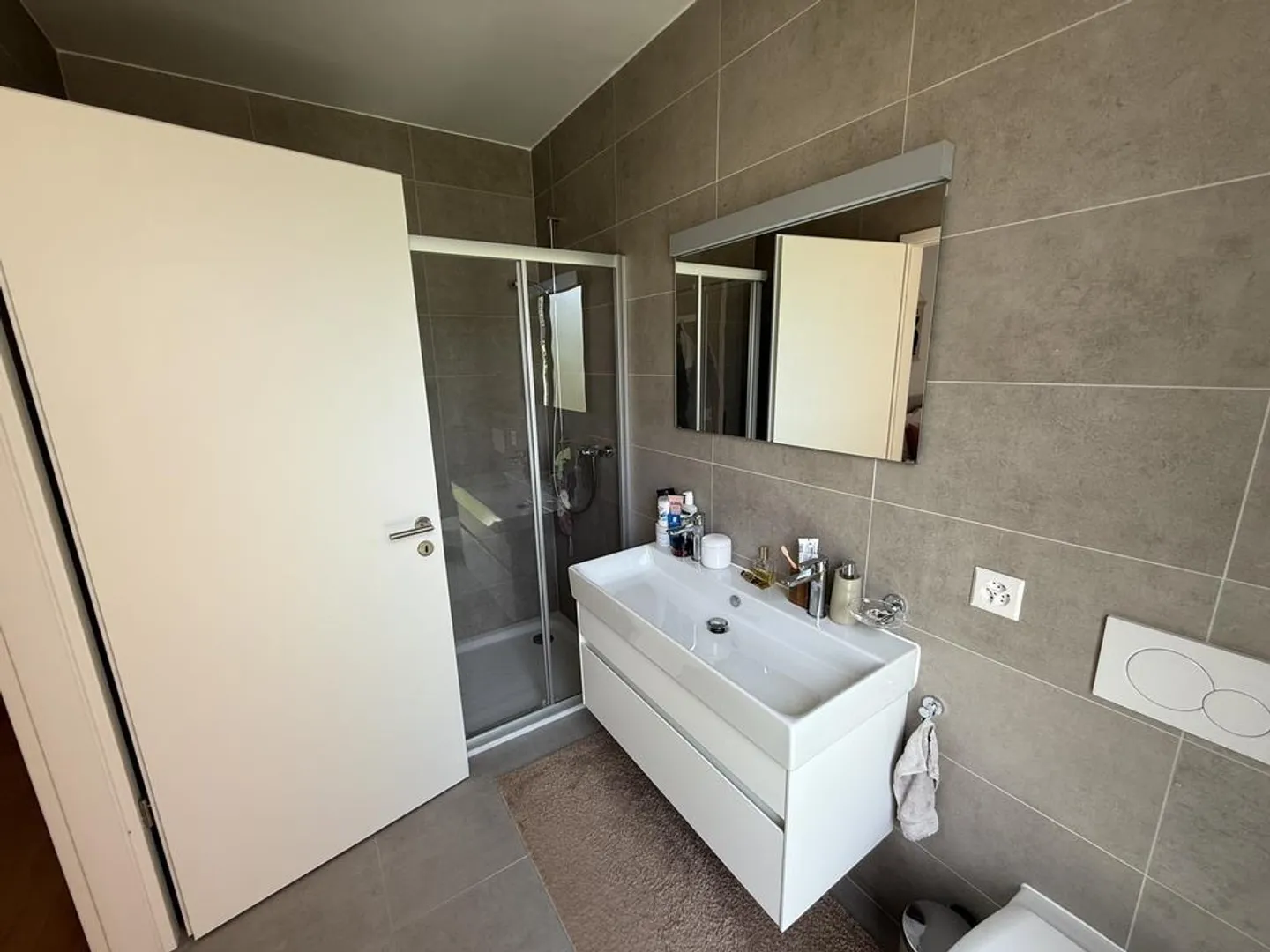 Appartement Duplex Moderne à Bussigny - Photo 11 sur 12