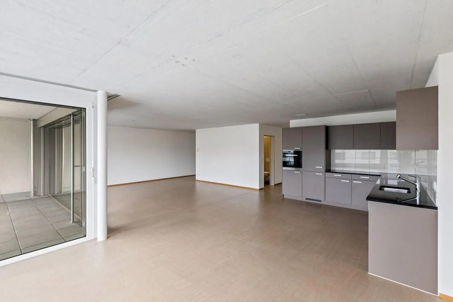 Appartamento in affitto - Foto 3 di 9