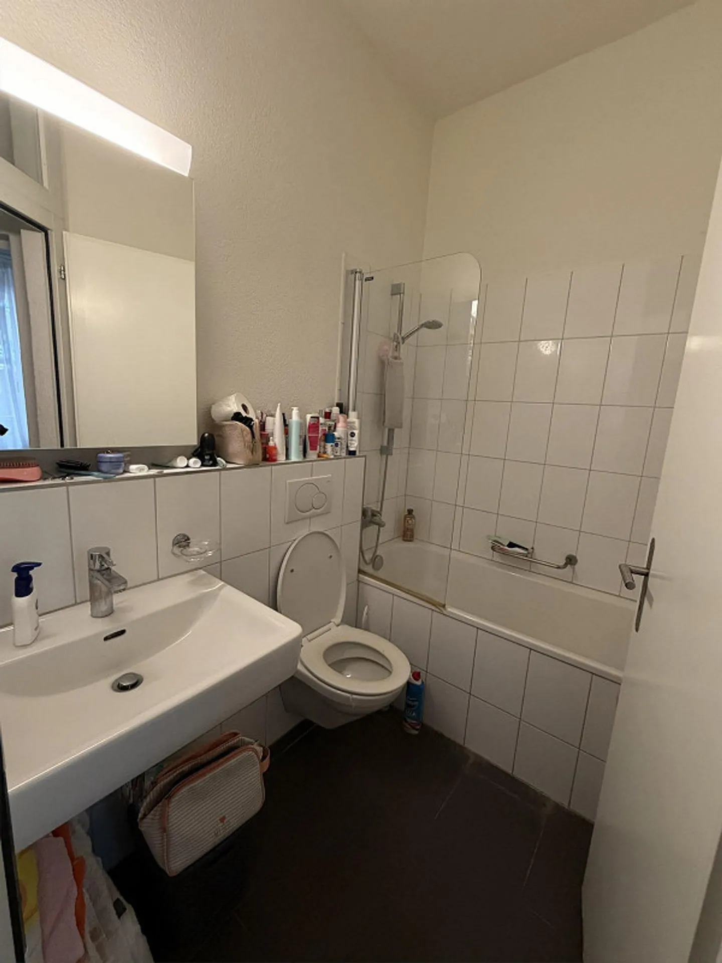 Charmante Wohnung in Zürich - Foto 1 von 6