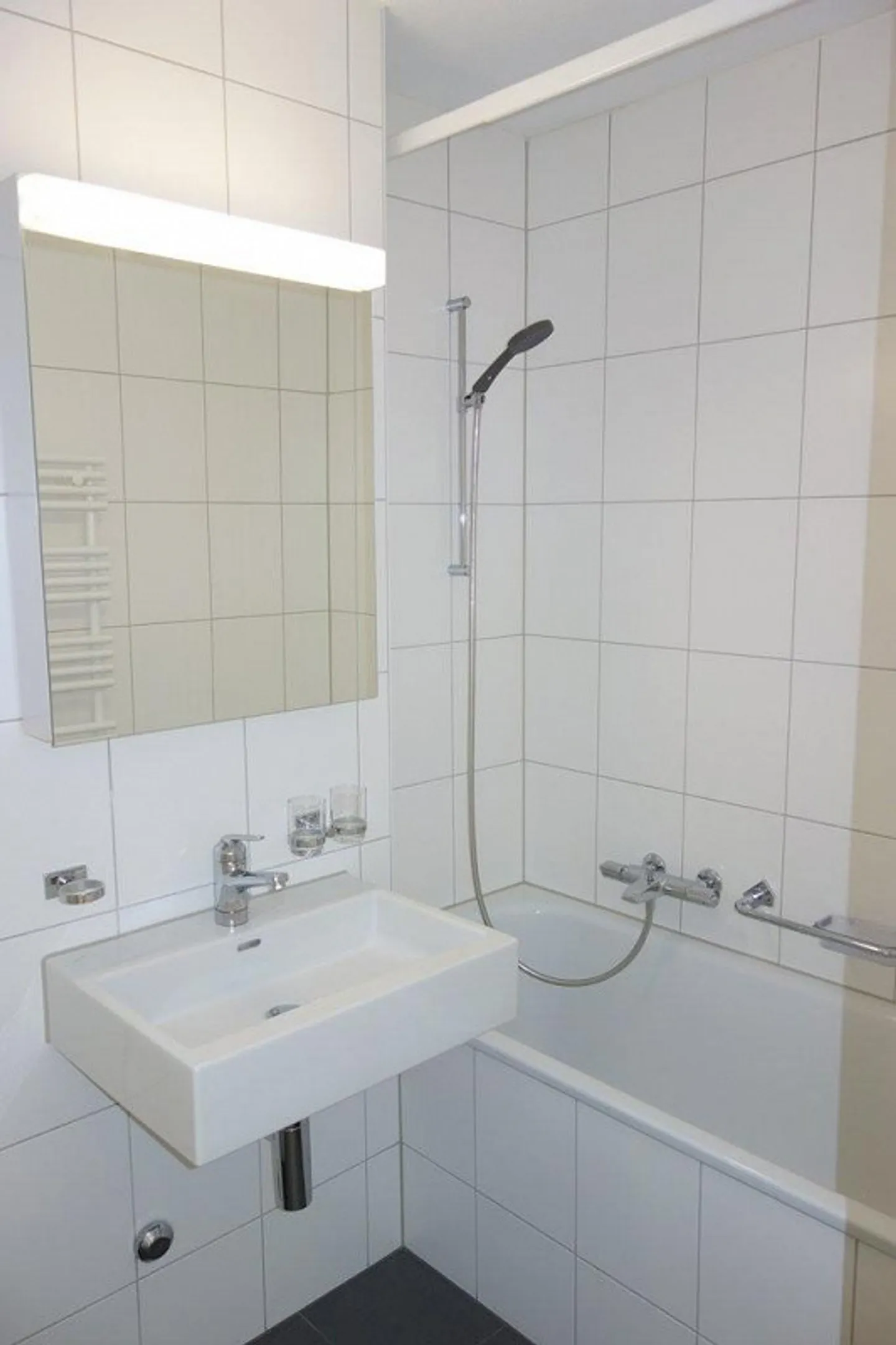 Charmantes Appartement in Zürich - Foto 2 von 7