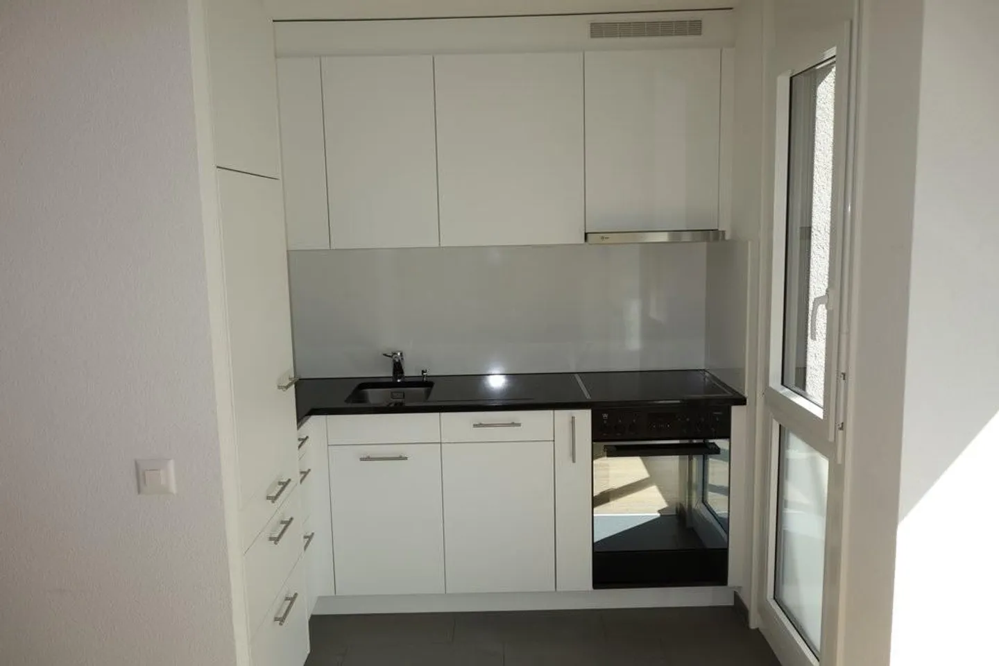 Charmantes Appartement in Zürich - Foto 3 von 7