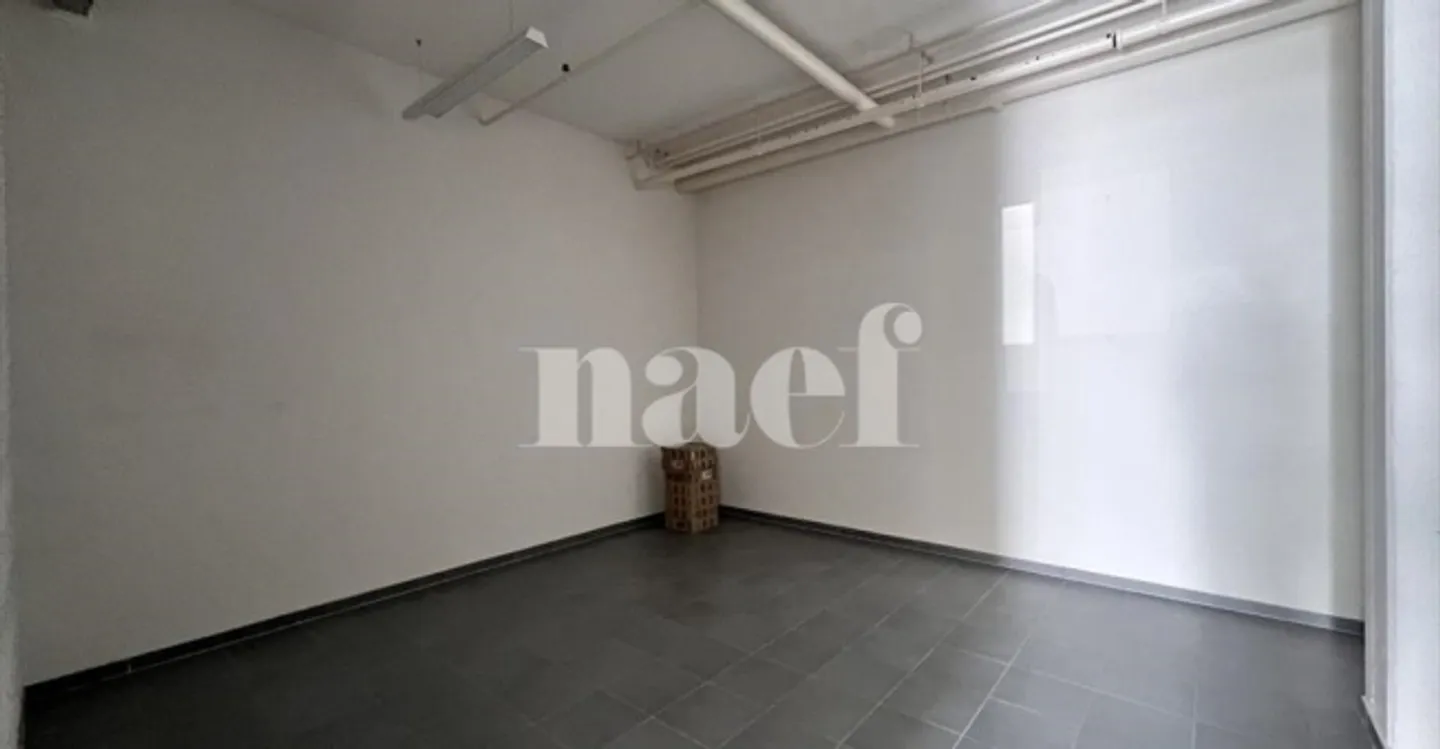 Office - Photo 1 of 4