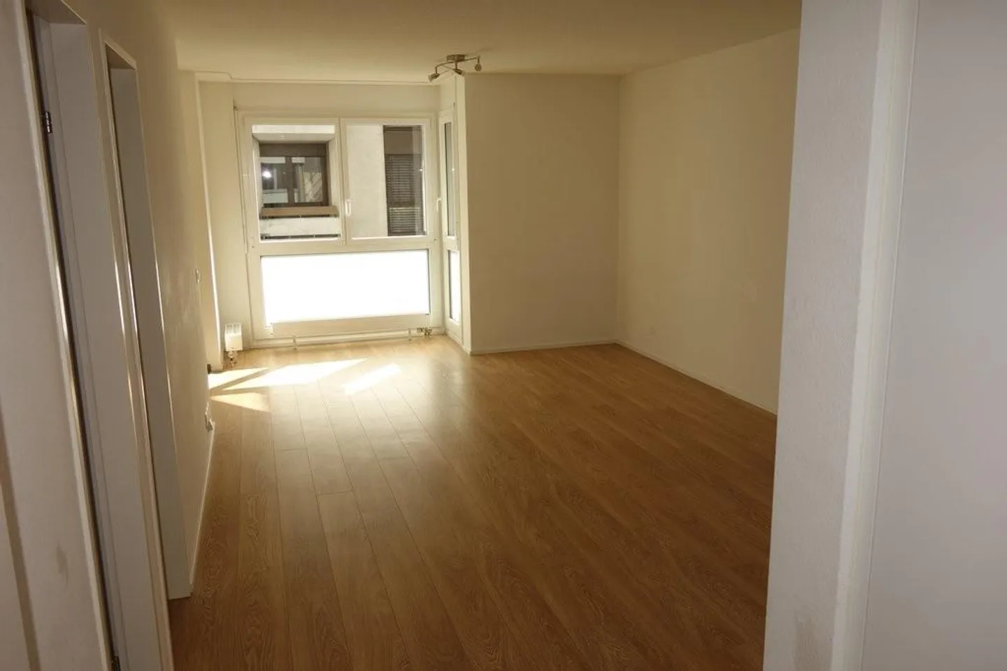 Charmantes Appartement in Zürich - Foto 4 von 7