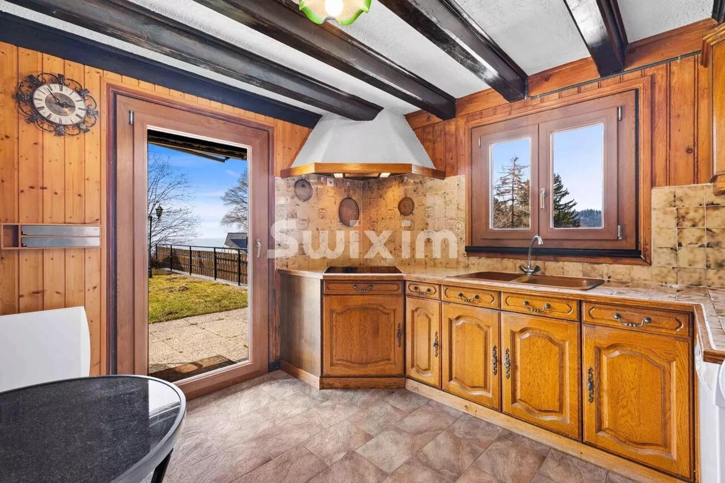 Chalet con Piscina a Les Paccots - Foto 5 di 6