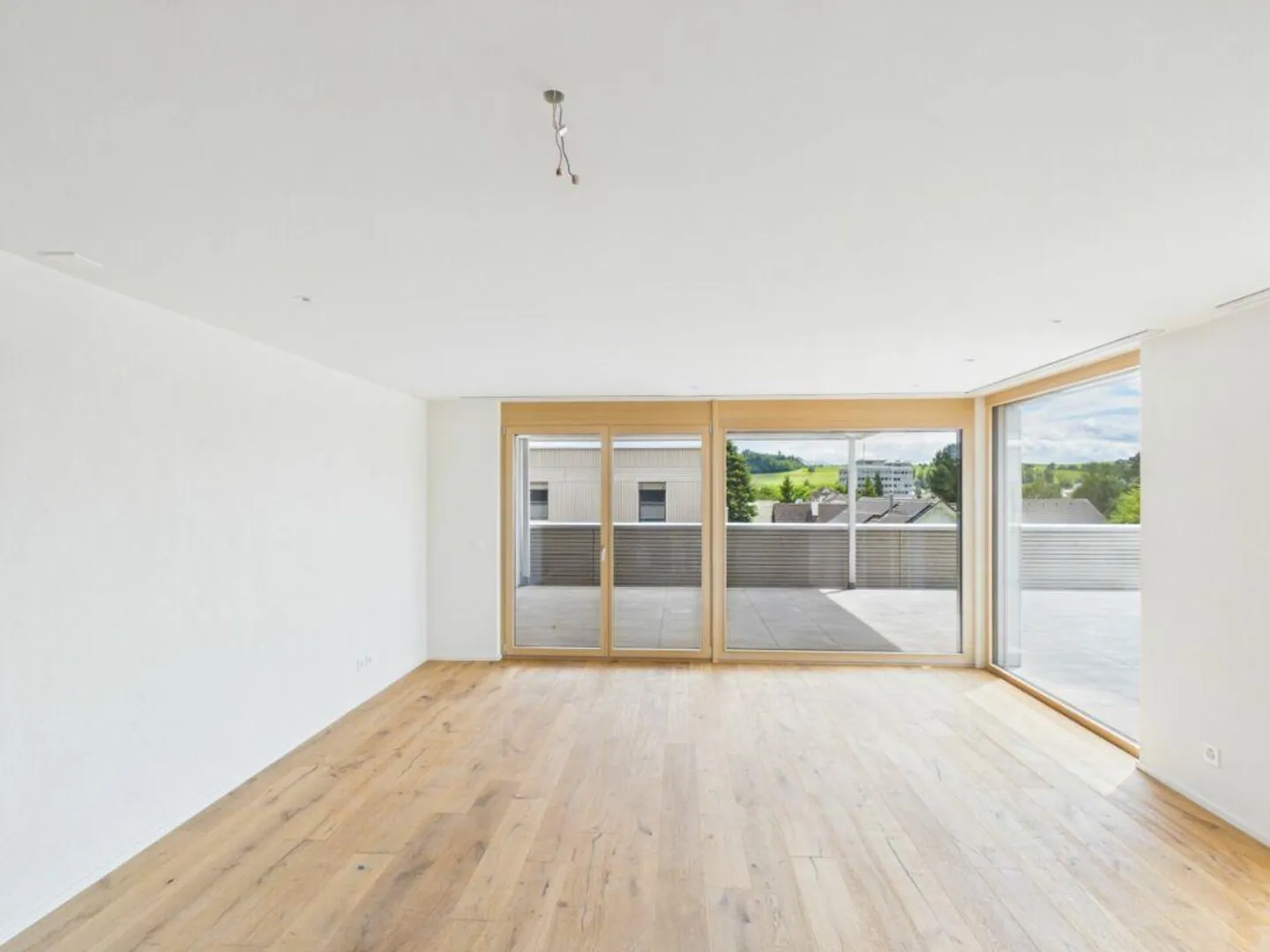 Sustainable new construction project with 16 high-quality apartments and first-class finishing standard - Photo 2 of 11