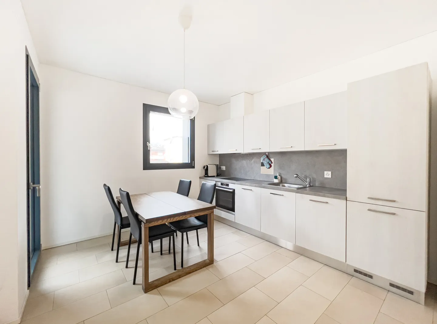 Appartement moderne à Molino Nuovo - Photo 3 sur 7