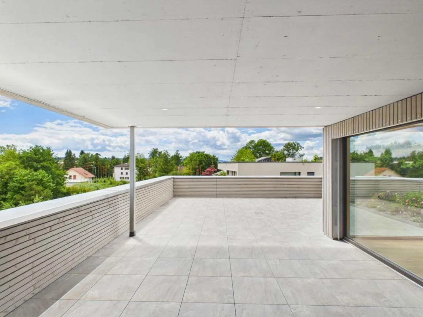 Sustainable new construction project with 16 high-quality apartments and first-class finishing standard - Photo 8 of 11