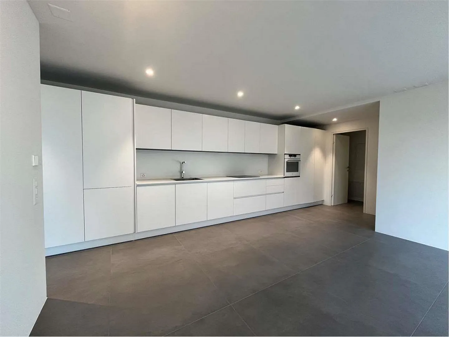 Modern 2.5-room apartment with or without garden - Photo 3 of 11