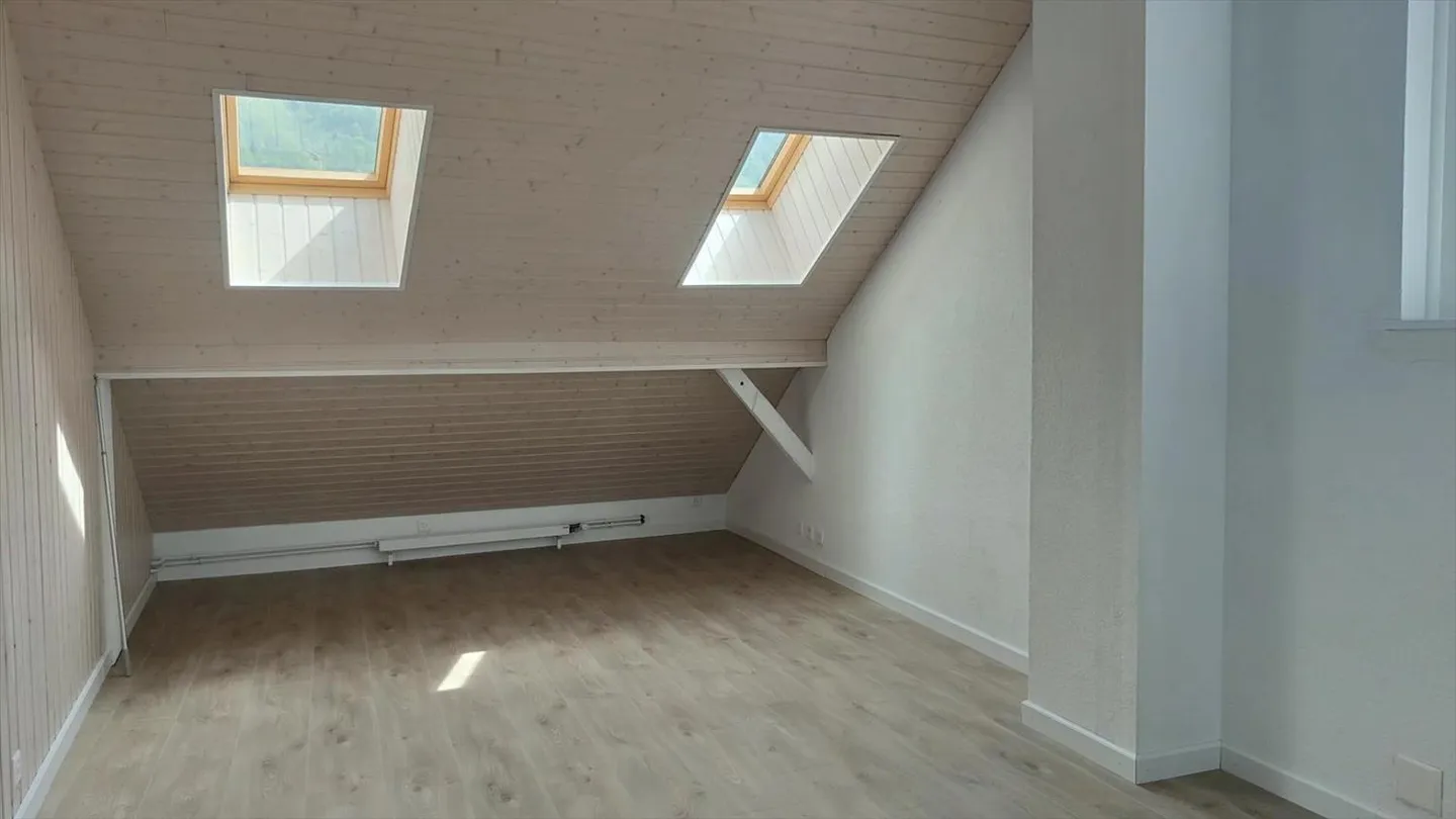 Appartement de 4.5 pièces entièrement refait à neuf au 3ème étage - Photo 9 sur 9