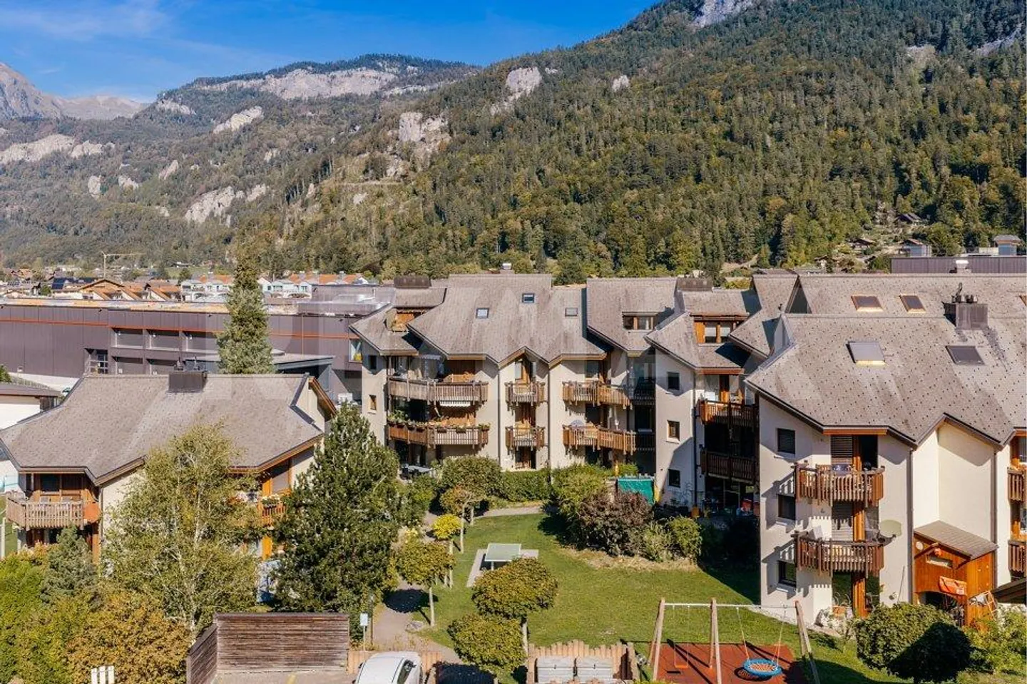 Deux appartements, un foyer – et de nombreuses possibilités (vacances ou...) - Photo 2 sur 13