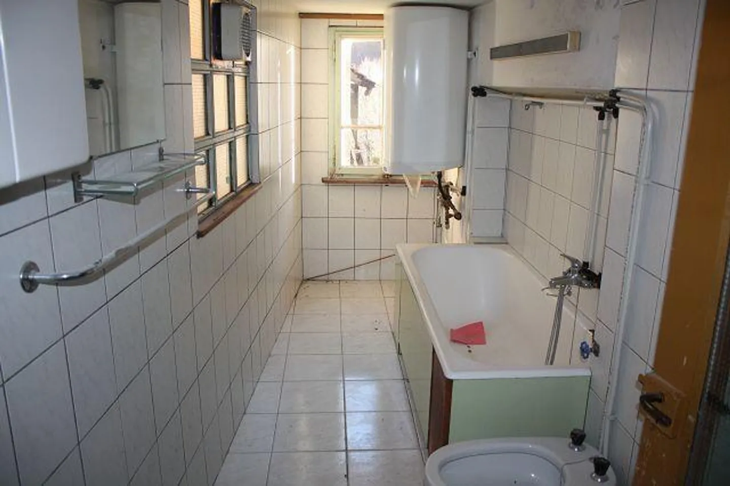 casa con 10 locali / 10-Zimmer-Einfamilienhaus - Foto 5 di 9