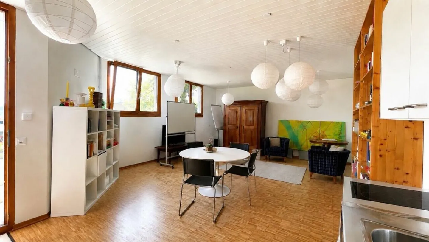 Two-family house with office in the best residential area of Liestal - Photo 17 of 20