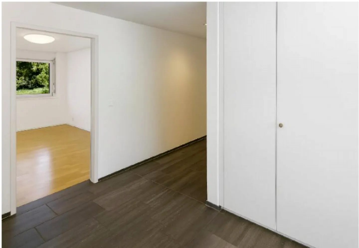 Belle, calme zone résidentielle avec vue sur la verdure - Photo 8 sur 18