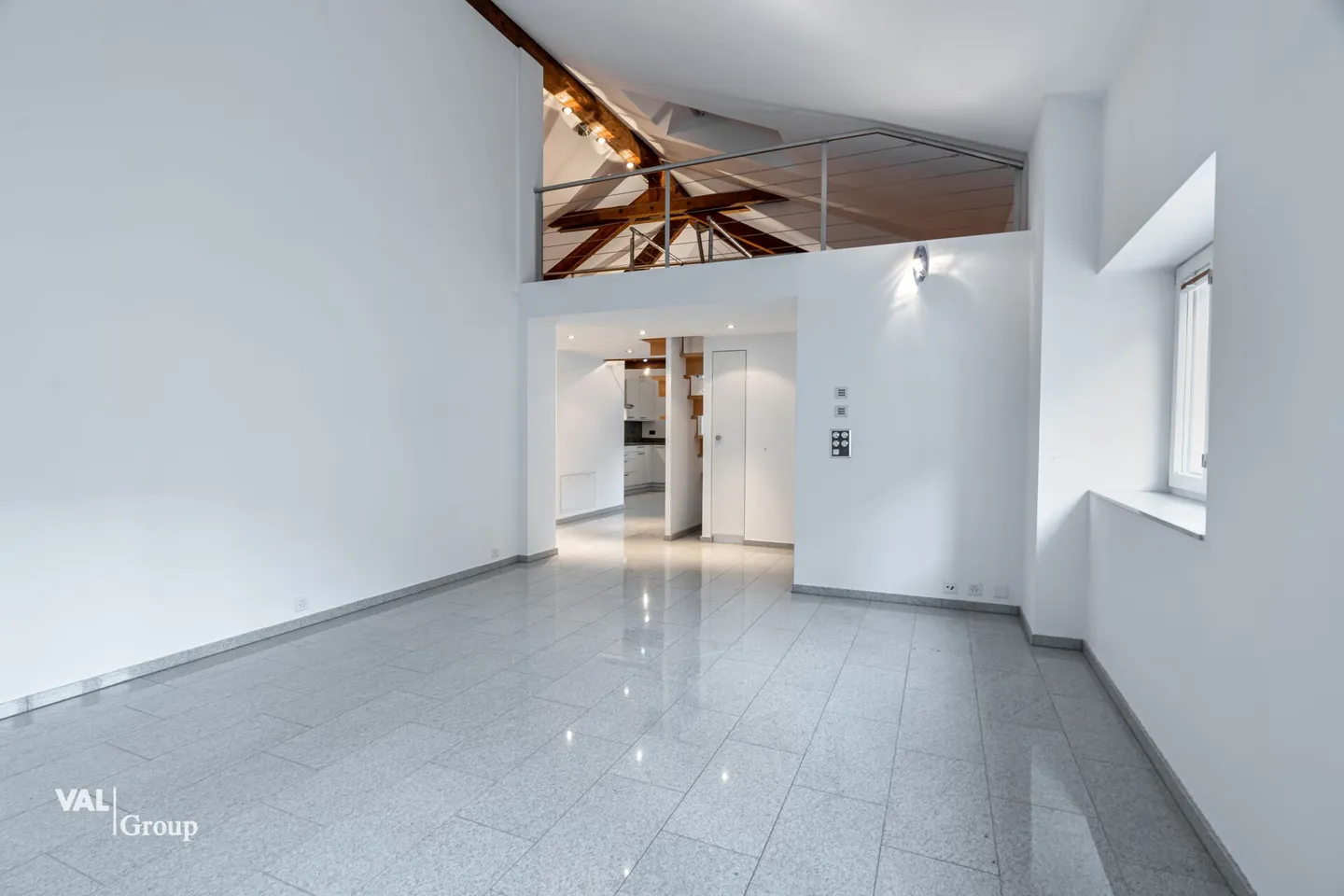 Bellissimo appartamento duplex in posizione centrale - Foto 1 di 10