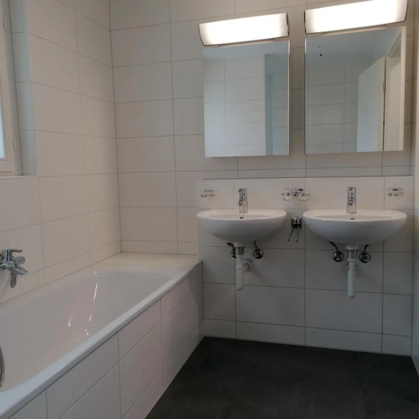 APPARTEMENT DE JARDIN | CENTRAL | CALME - Photo 8 sur 10