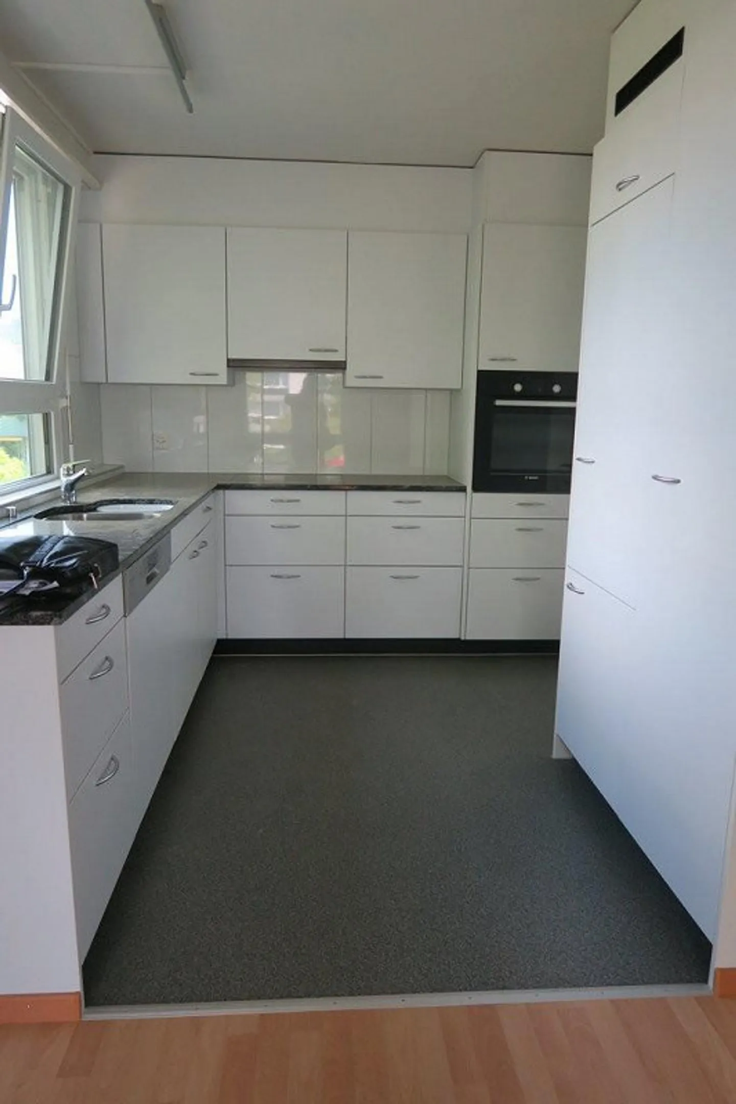 Spazioso appartamento di 5.5 locali nel quartiere di Seidenberg - Foto 4 di 11