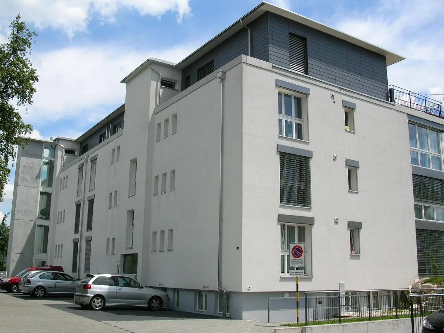 APPARTEMENT DE JARDIN | CENTRAL | CALME - Photo 2 sur 10