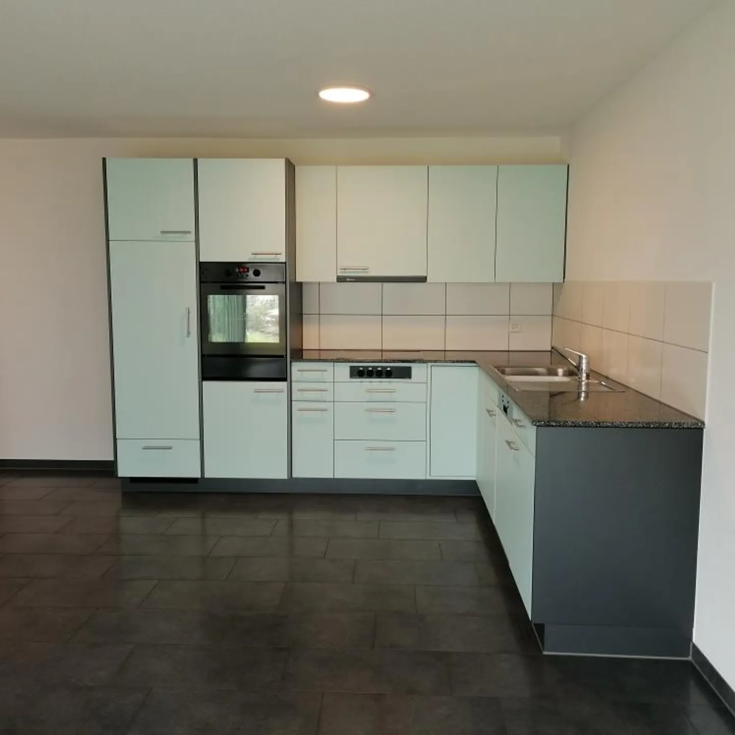 APPARTEMENT DE JARDIN | CENTRAL | CALME - Photo 5 sur 10