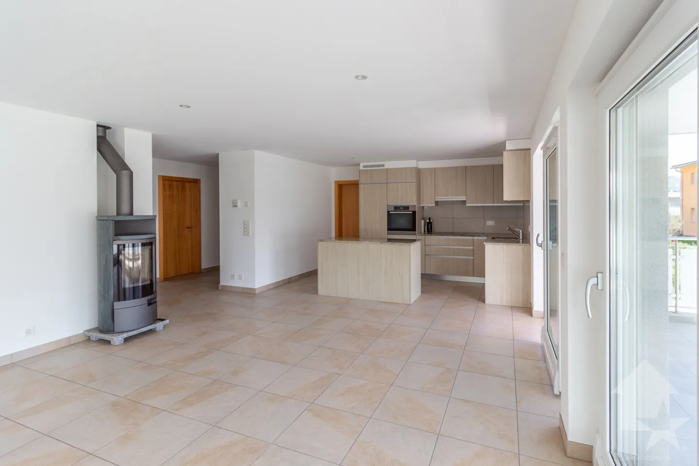 Spacious 4.5-room apartment with covered terrace of 34 m2 - Photo 1 of 21