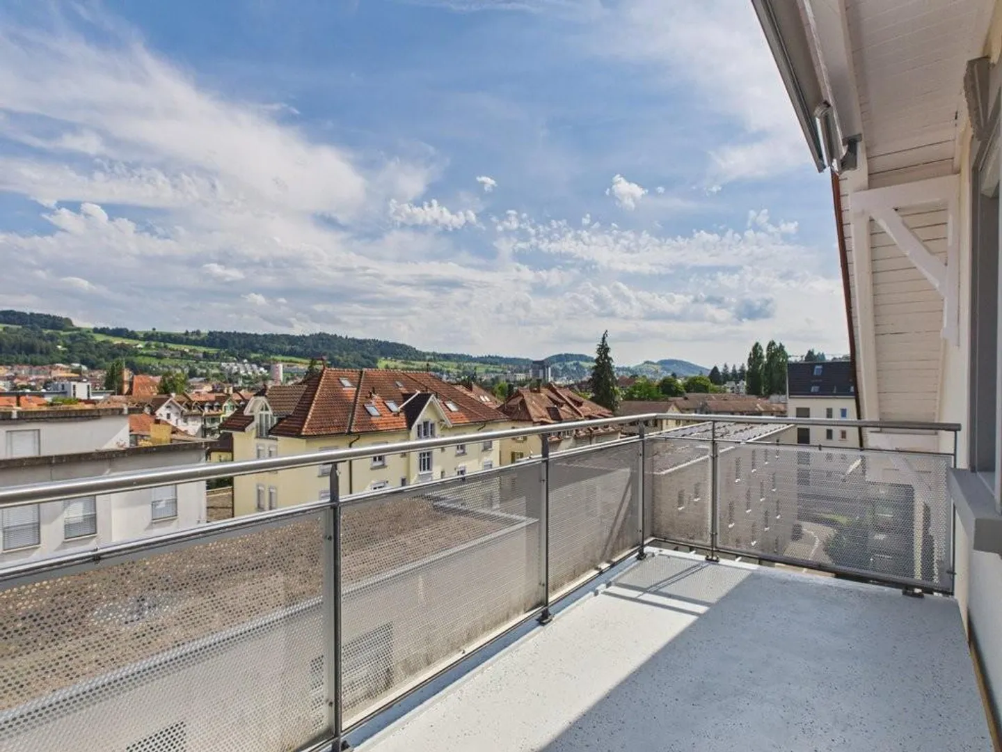 Charmante Dachwohnung - Foto 6 von 6