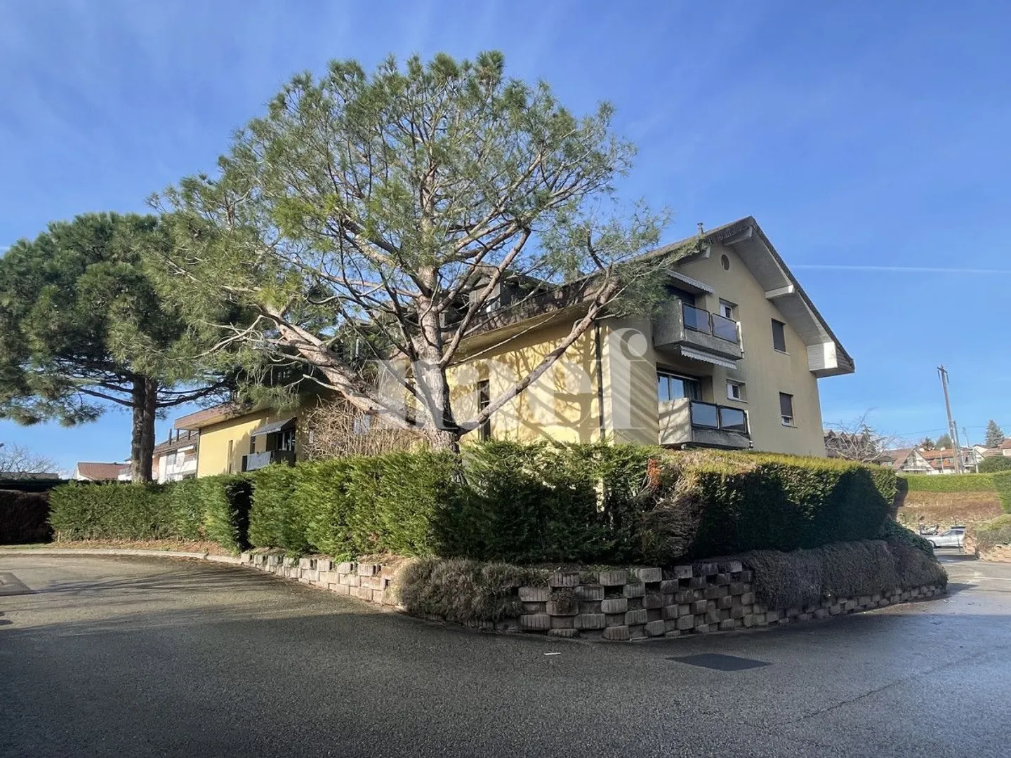 3.5 Room Apartment - Photo 1 of 6