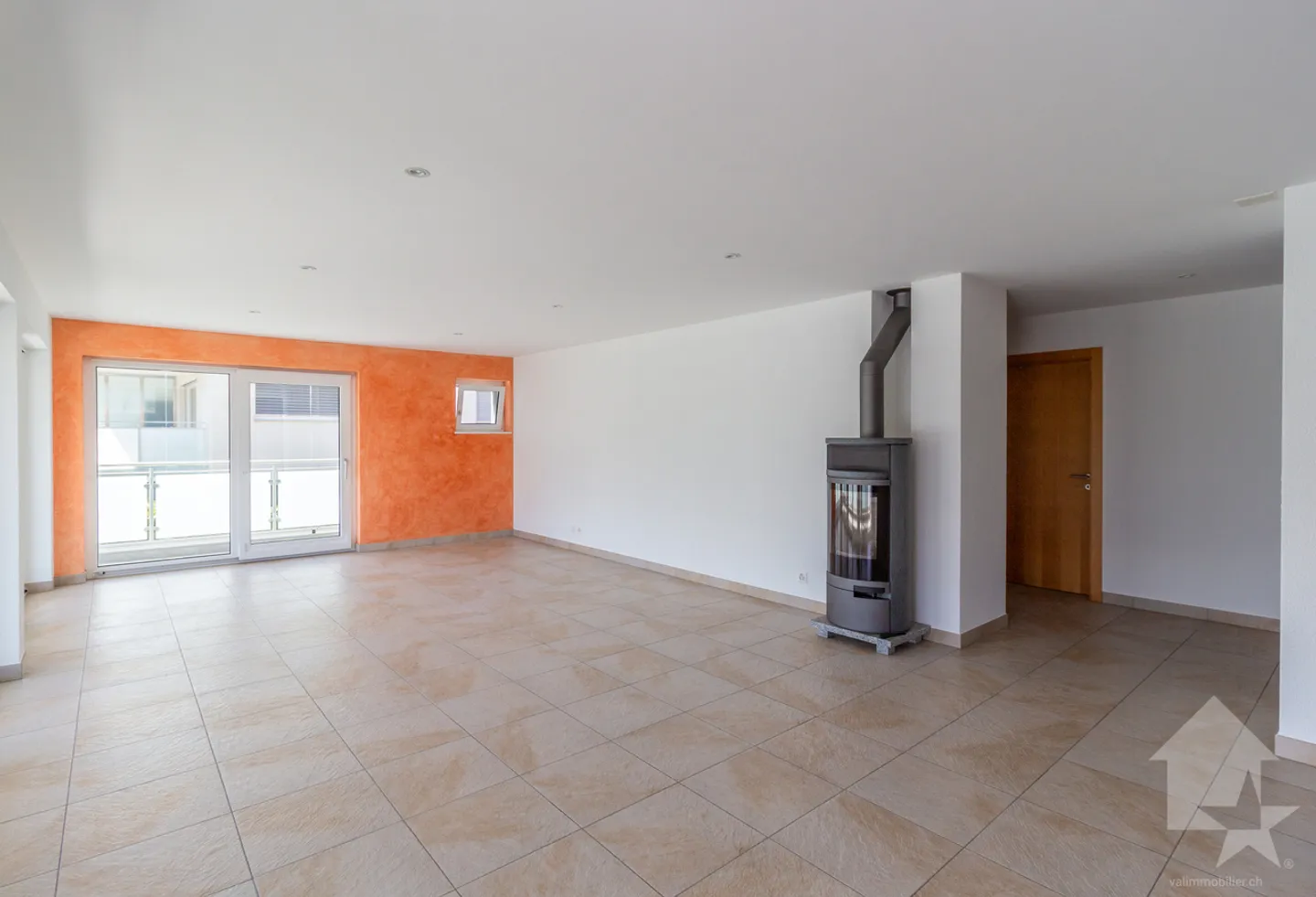 Spacious 4.5-room apartment with covered terrace of 34 m2 - Photo 9 of 21