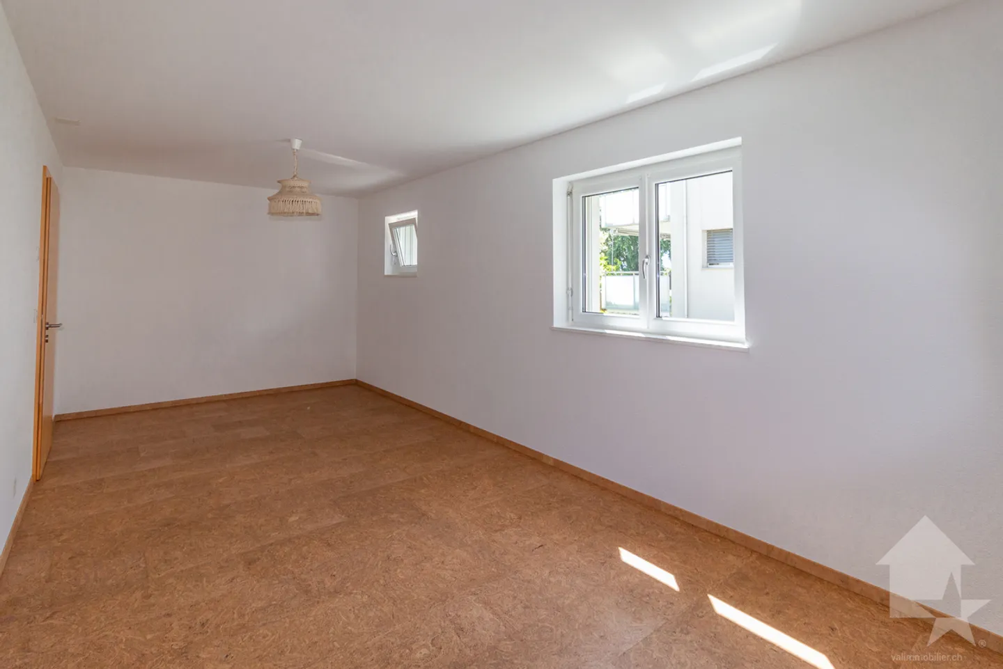 Spacious 4.5-room apartment with covered terrace of 34 m2 - Photo 17 of 21