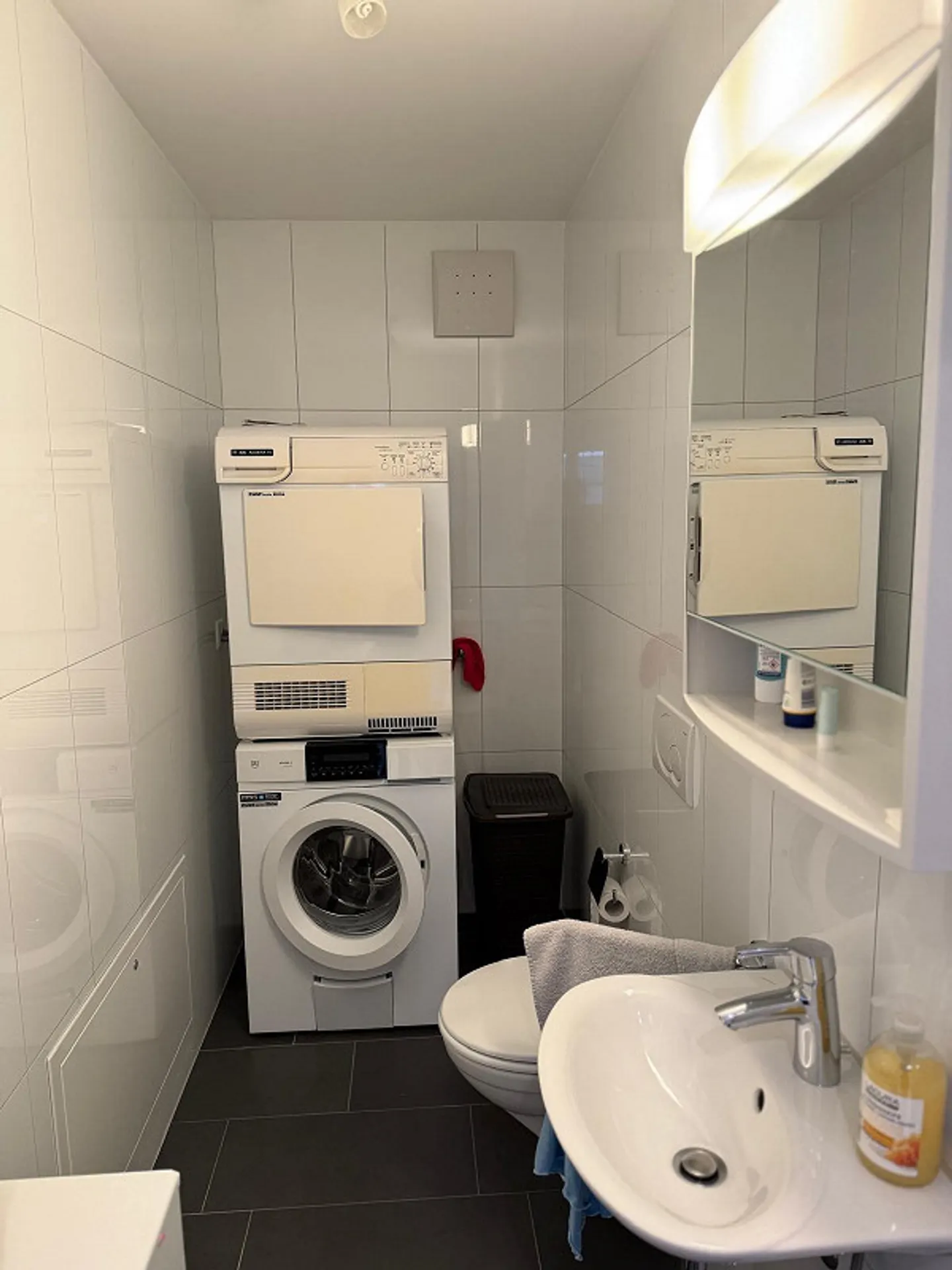 Appartement 3,5 pièces dans un endroit calme à Maienfeld - Photo 4 sur 7