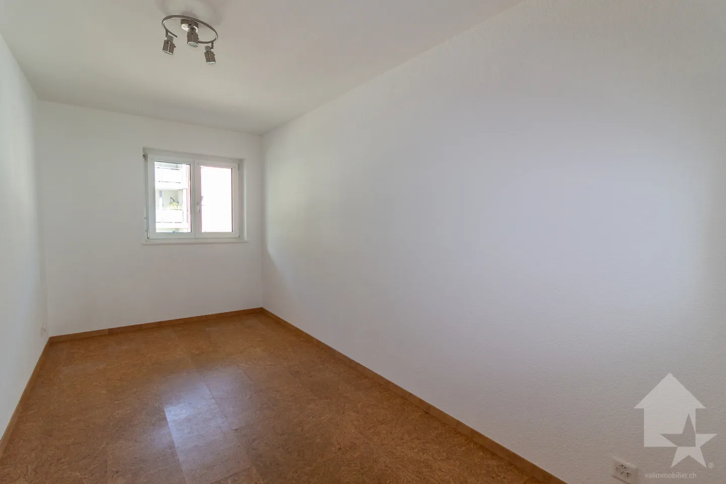 Spacious 4.5-room apartment with covered terrace of 34 m2 - Photo 19 of 21
