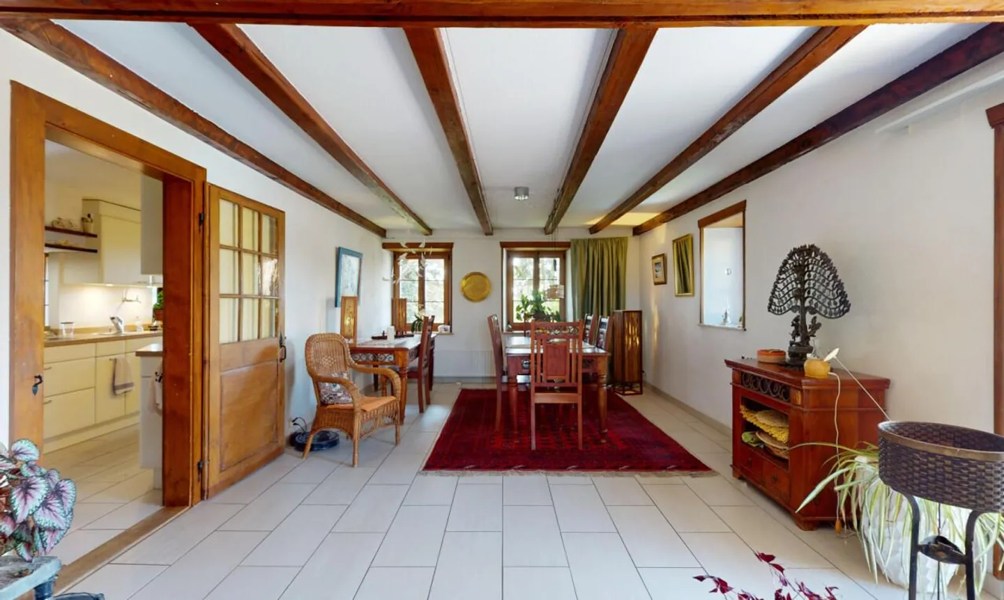 Exceptional 5.5-room duplex with communal garden - Photo 2 of 13