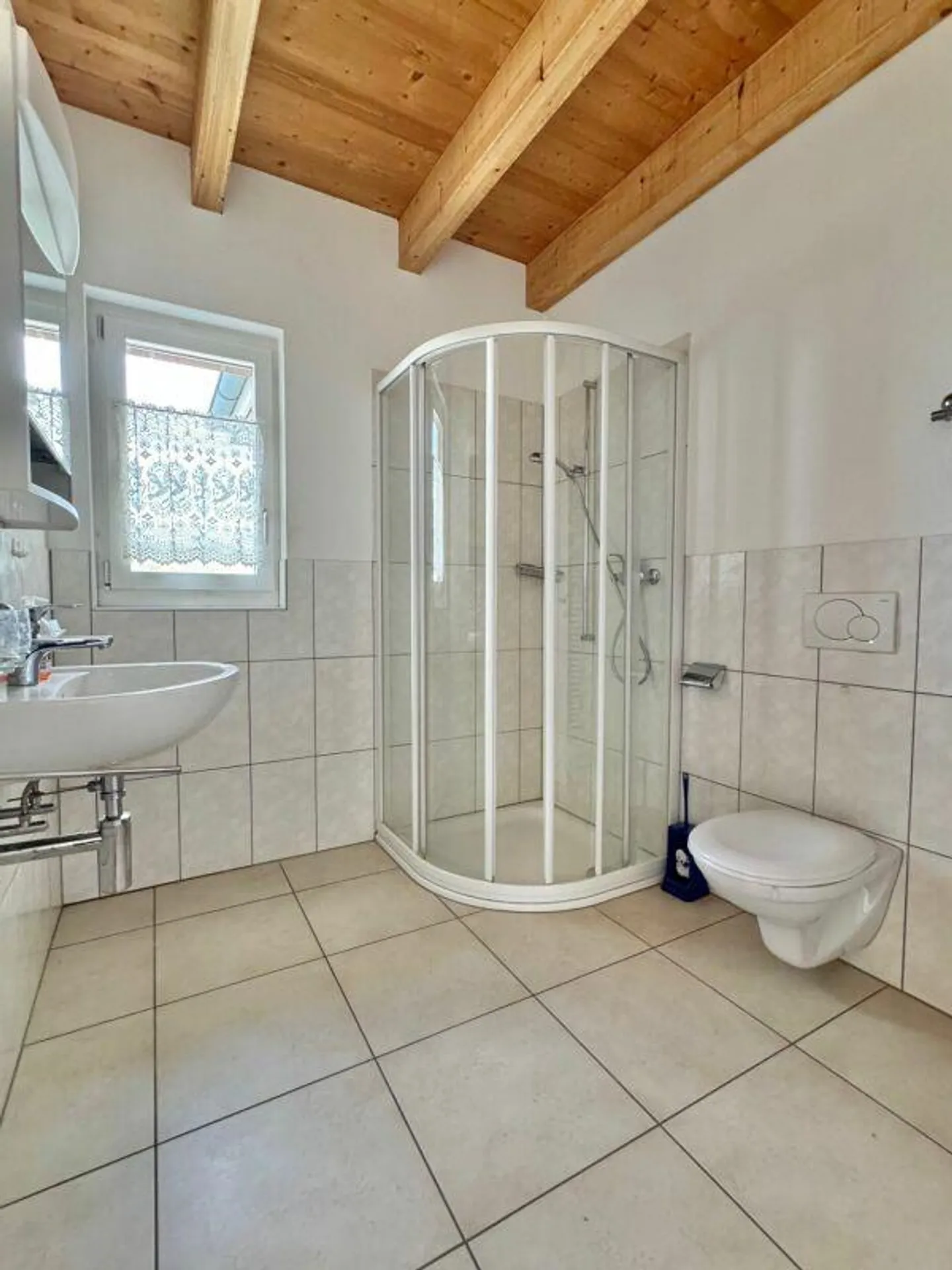 Casa singola in affitto - Foto 6 di 15