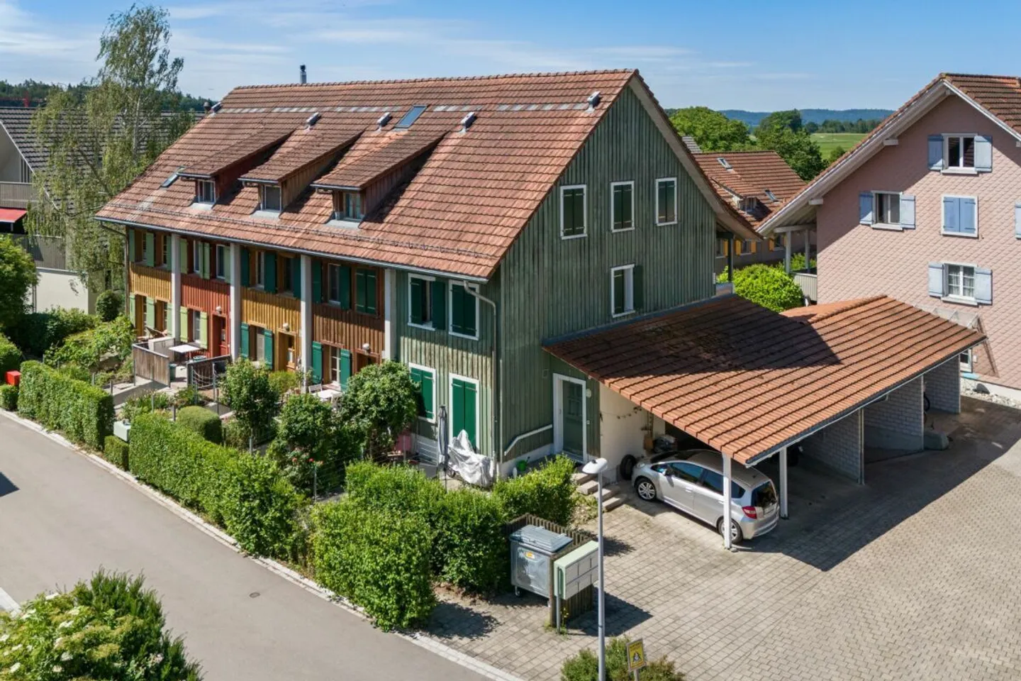 5.5-Room Terraced House between Nature and City Proximity - Photo 1 of 13