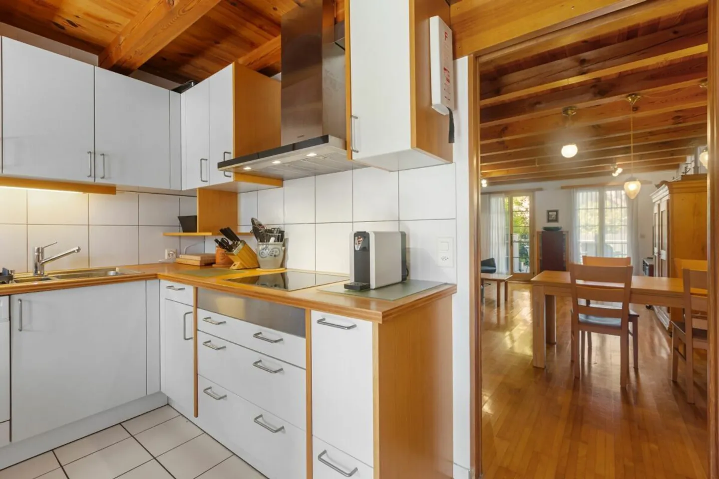 5.5-Room Terraced House between Nature and City Proximity - Photo 4 of 13