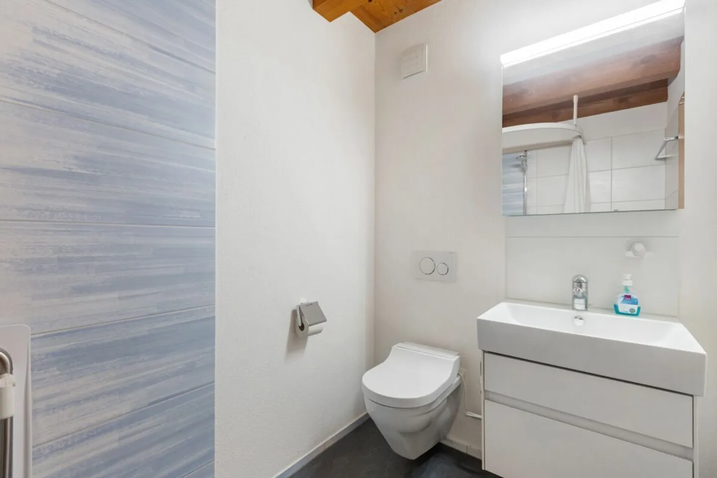 5.5-Room Terraced House between Nature and City Proximity - Photo 8 of 13