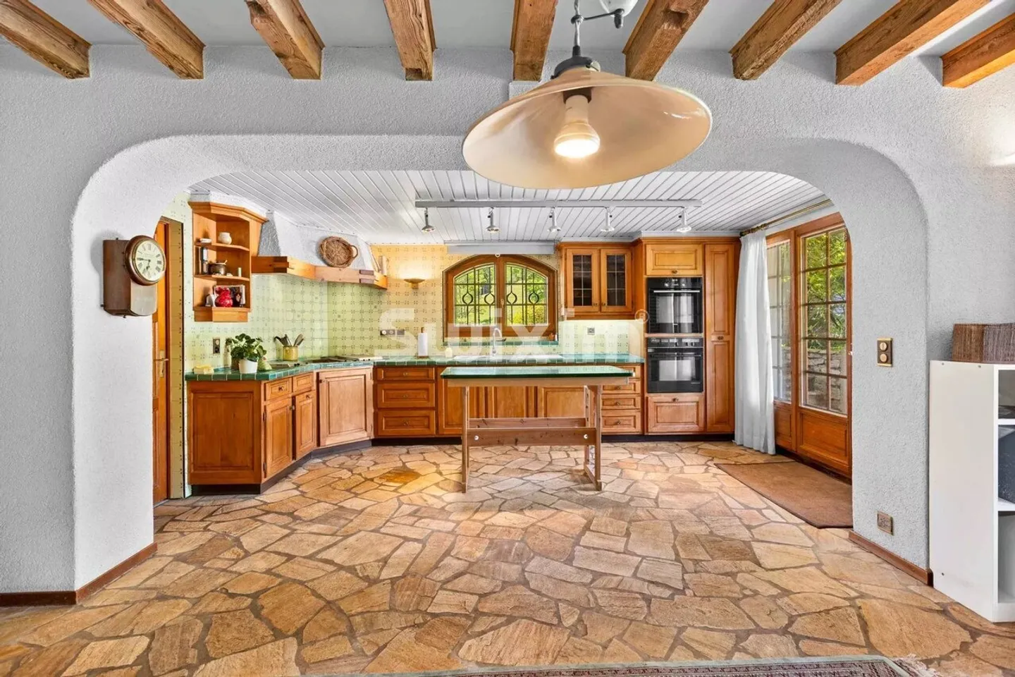 Una rara scoperta! Ampia casa familiare immersa in un contesto naturale! - Foto 3 di 8