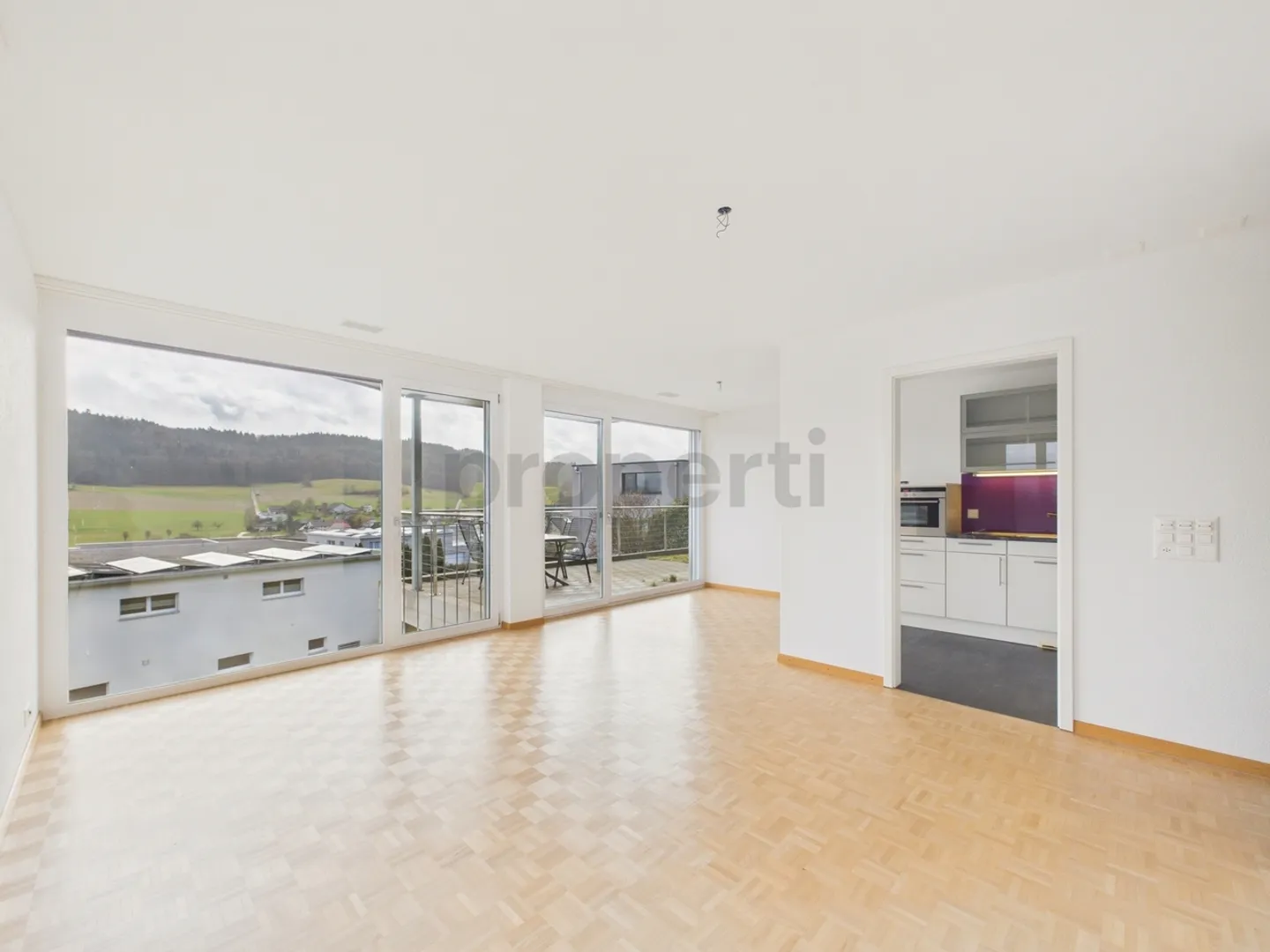 Newly renovated 2.5-room condominium with Minergie standard, Safenwil - Photo 1 of 7