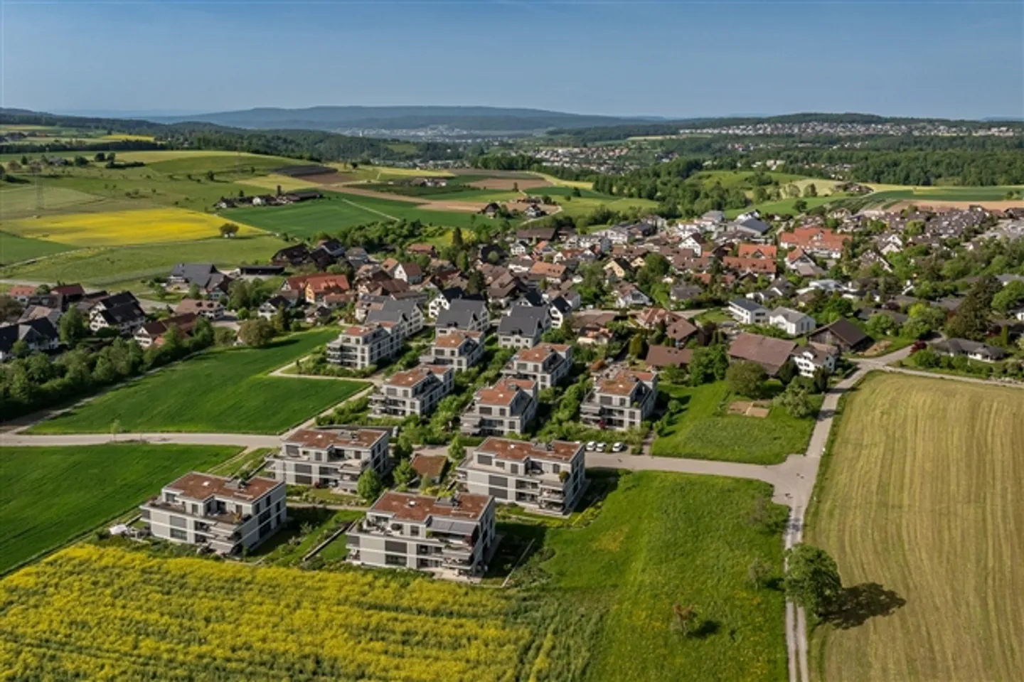 «WOHNOASE MIT HAUSCHARAKTER» - Foto 1 von 3