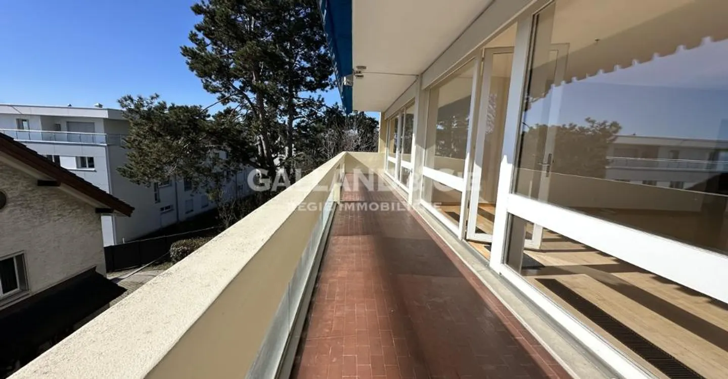 In the heart of Pully - 6.5 rooms + 3.5 rooms easily combinable - Potential - Photo 5 of 10