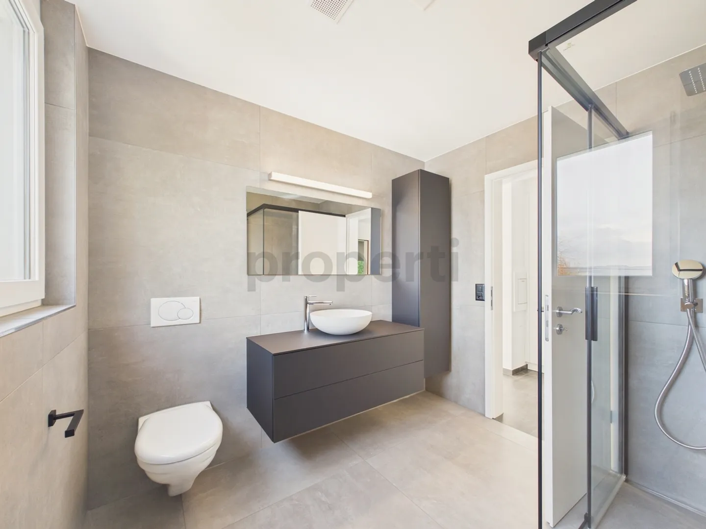 Newly renovated 2.5-room condominium with Minergie standard, Safenwil - Photo 6 of 7