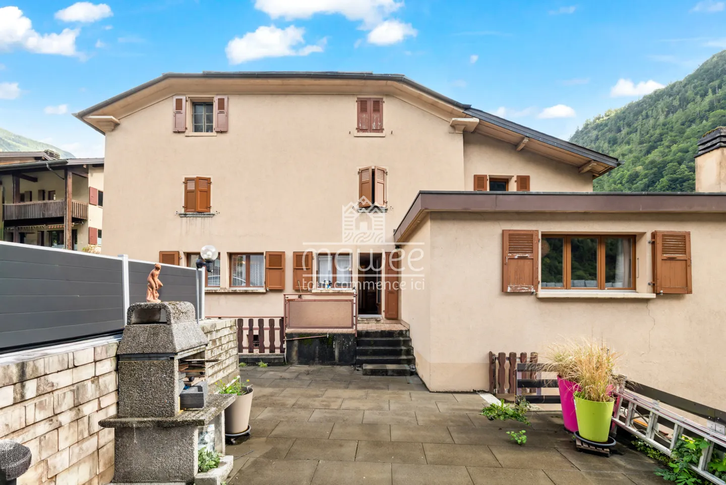Charmante 4,5 Zimmer mit Terrassen und Nebengebäuden in Martigny-Combe! - Foto 1 von 13