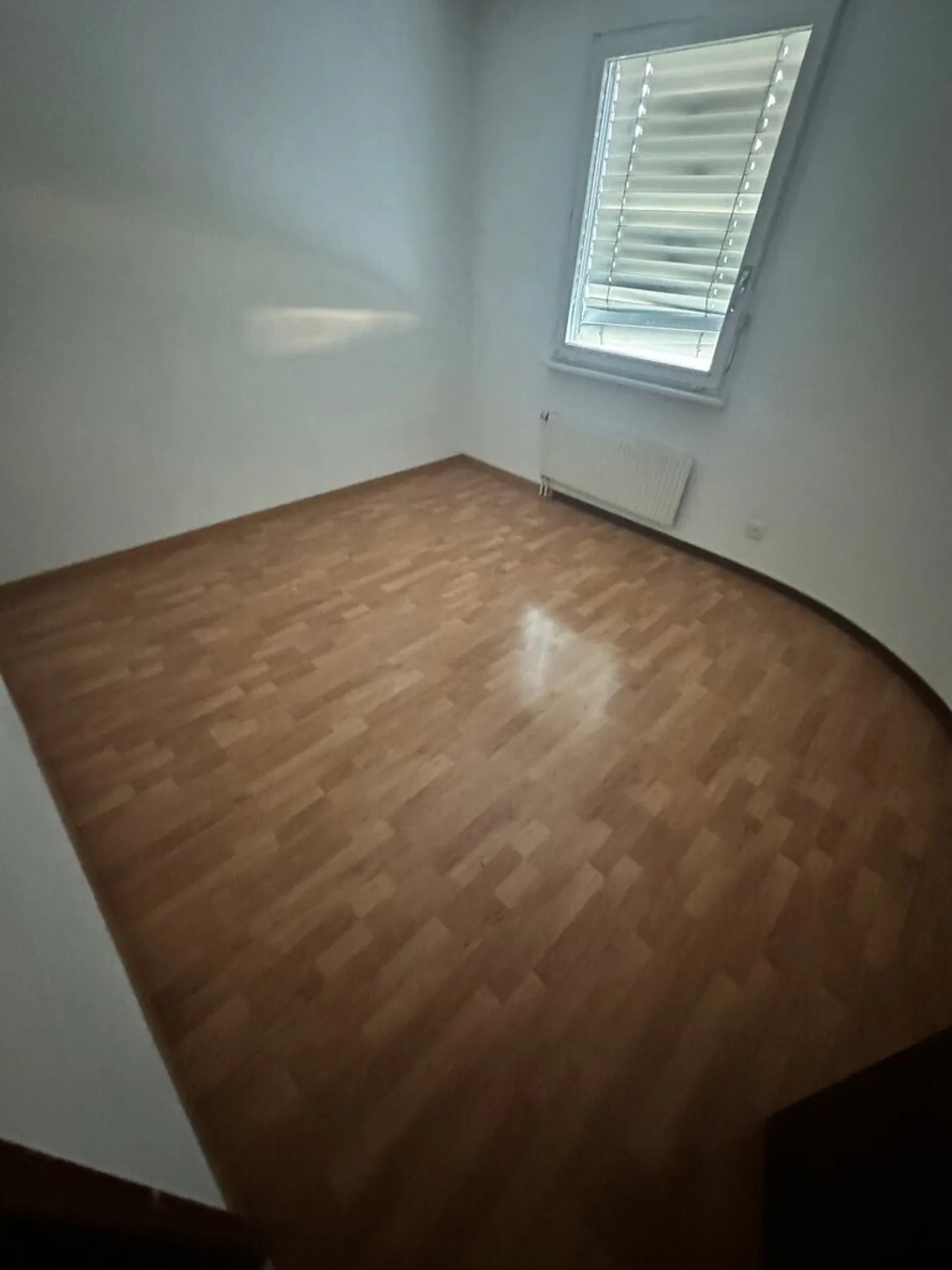 3.5 Room Apartment - Photo 4 of 7