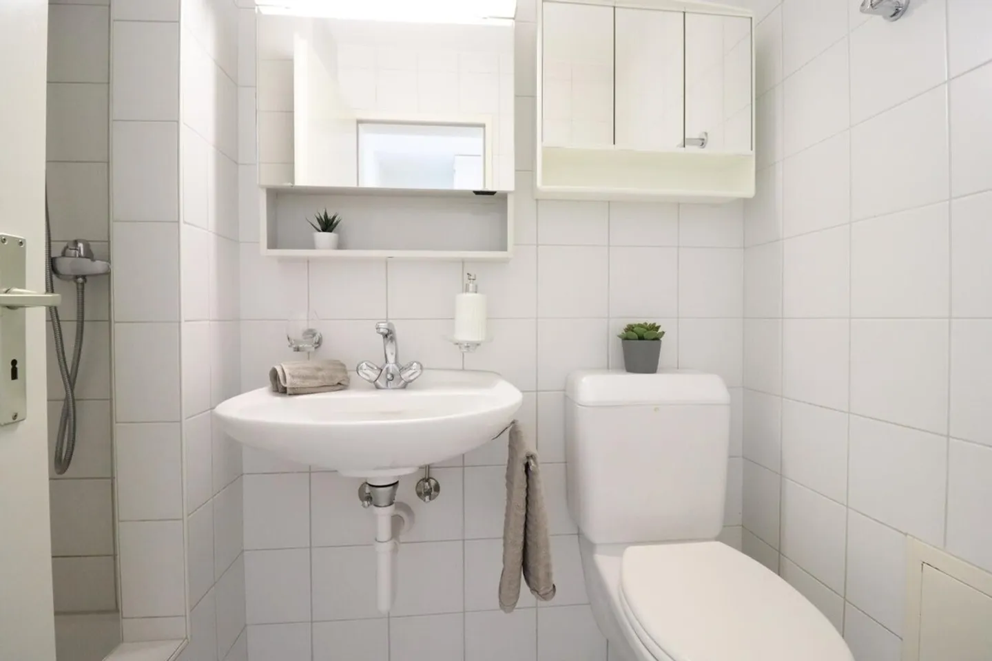 4.5-room apartment on the ground floor in the idyllic Engelhard quarter in Murten - Photo 9 of 11