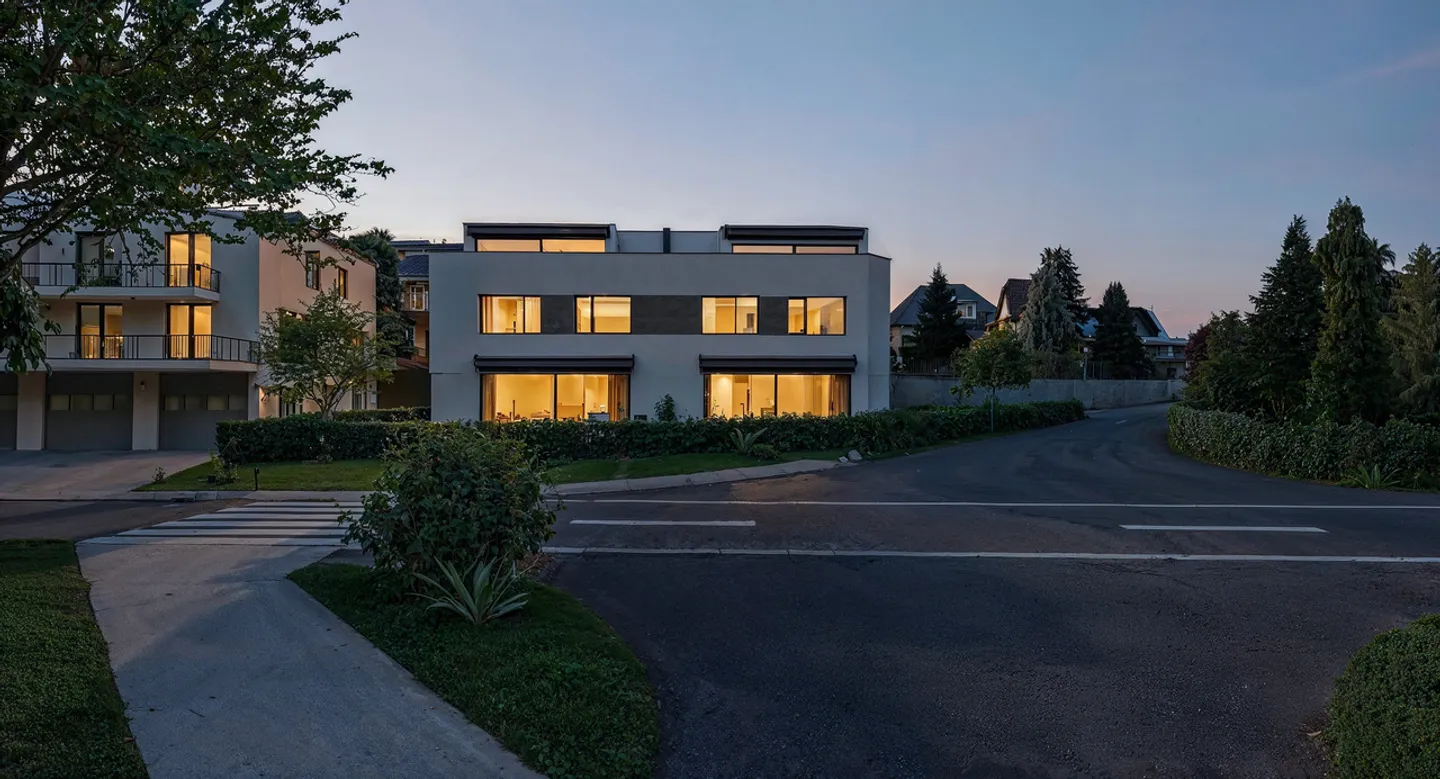 Appartamento di 6,5 stanze con grande giardino a Bellikon - Foto 6 di 7