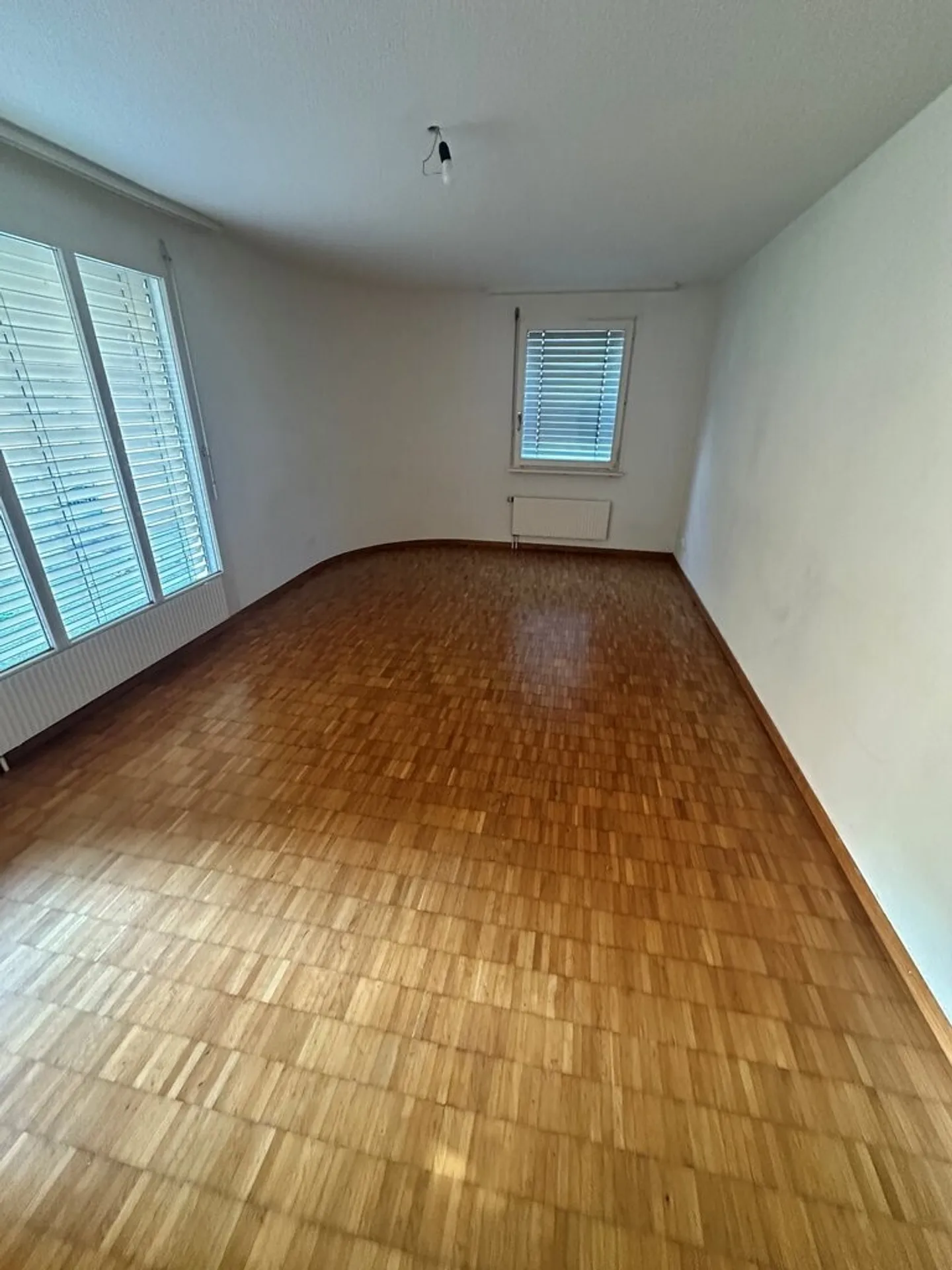3.5 Room Apartment - Photo 2 of 7