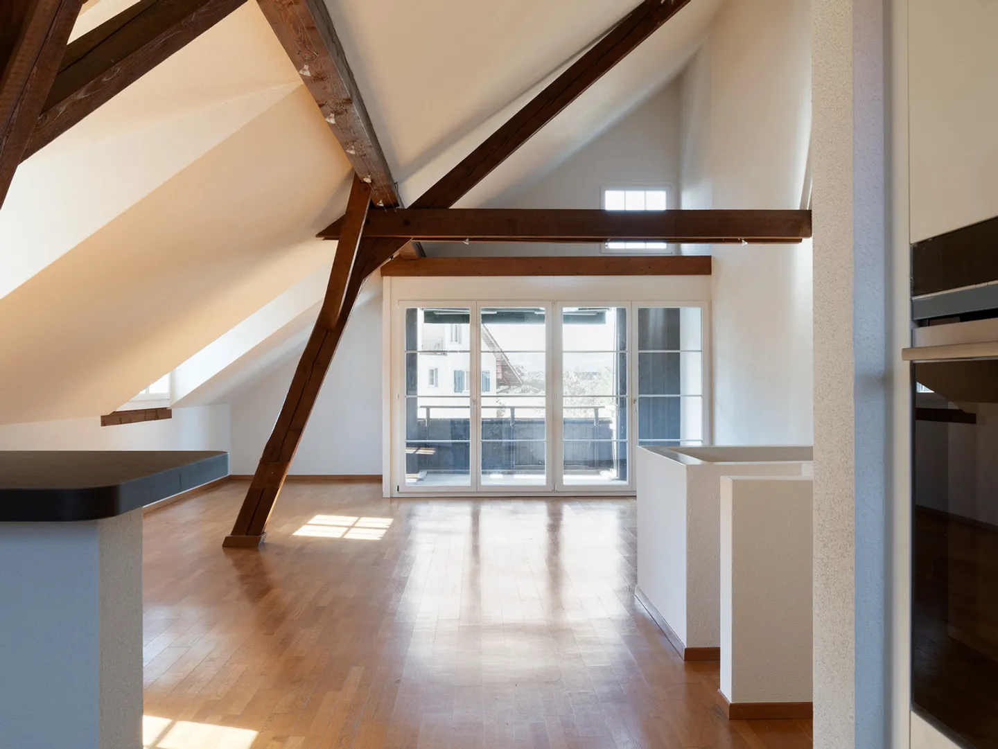 Charmantes Doppelhaus in Brüttisellen - Foto 5 von 15